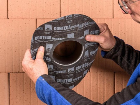 1. Pulling the grommet over the pipe